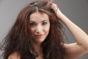 Tratamentos e Produtos que reduzem o volume do cabelo sem Química