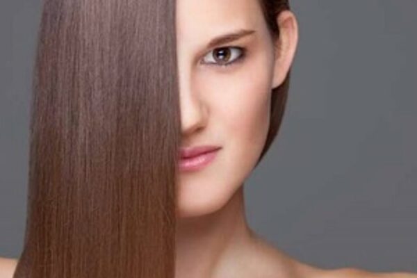 5 ingredientes naturais que deixam o cabelo liso sem química